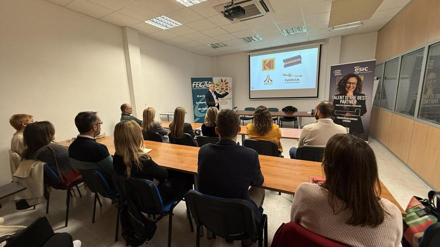 La Federación de Empresarios del Alto Palancia organiza un desayuno sobre la transformación de los negocios