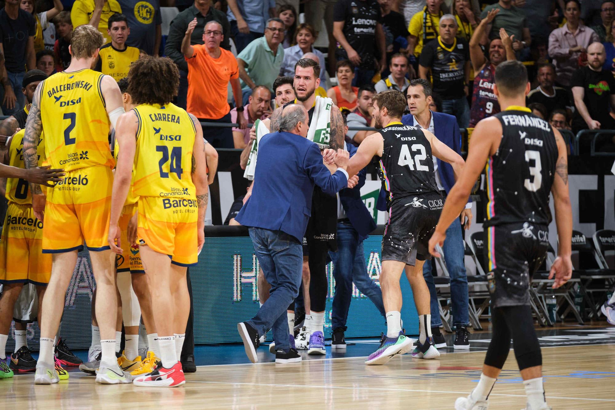 Derbi canario de baloncesto entre el Lenovo Tenerife y el Gran Canaria