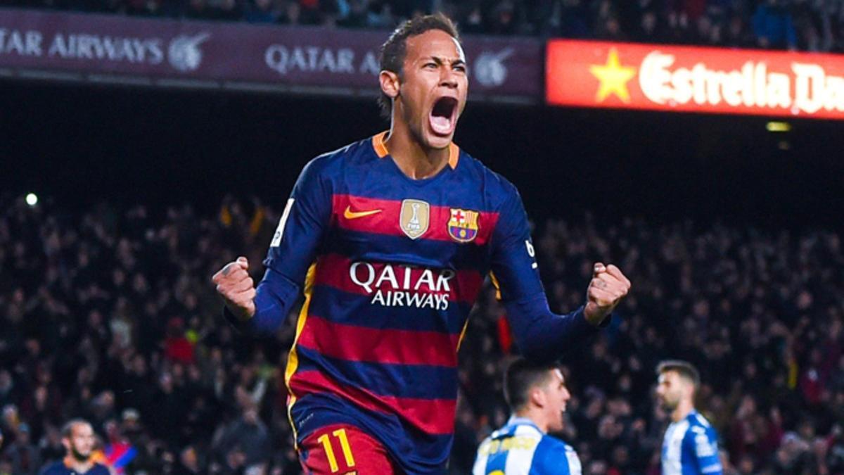 Neymar celebra uno de sus goles con el FC Barcelona en la temporada 2015/16