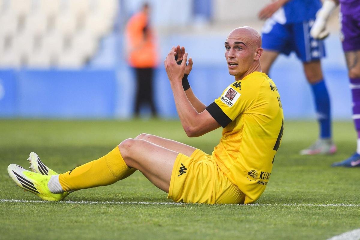 Las mejores imágenes del CE Sabadell - Hércules CF Las mejores imágenes del CE Sabadell - Hércules CF