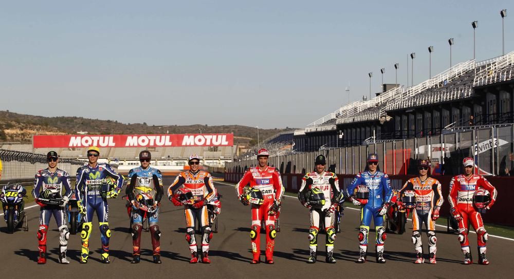 Así se hizo la foto de los nueve gandadores de la temporada en #MotoGP