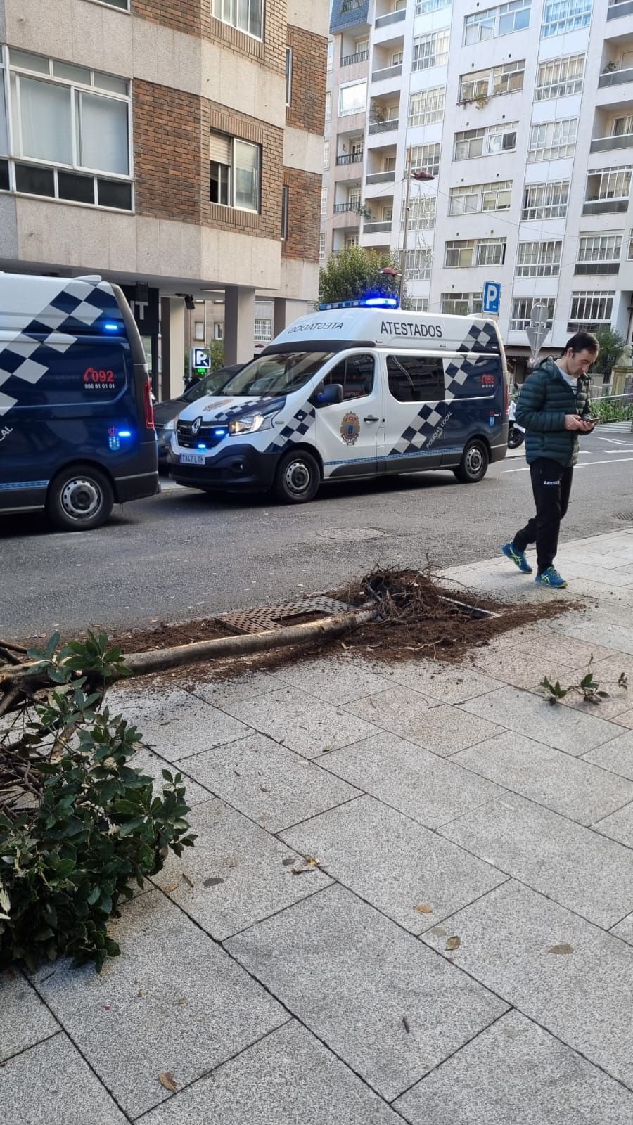 Un conductor se lleva por delante hasta cinco vehículos en Vigo