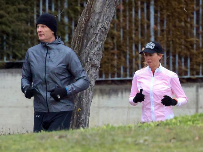 Iñaki Urdangaríny Ainhoa Armentia hacen deporte juntos.