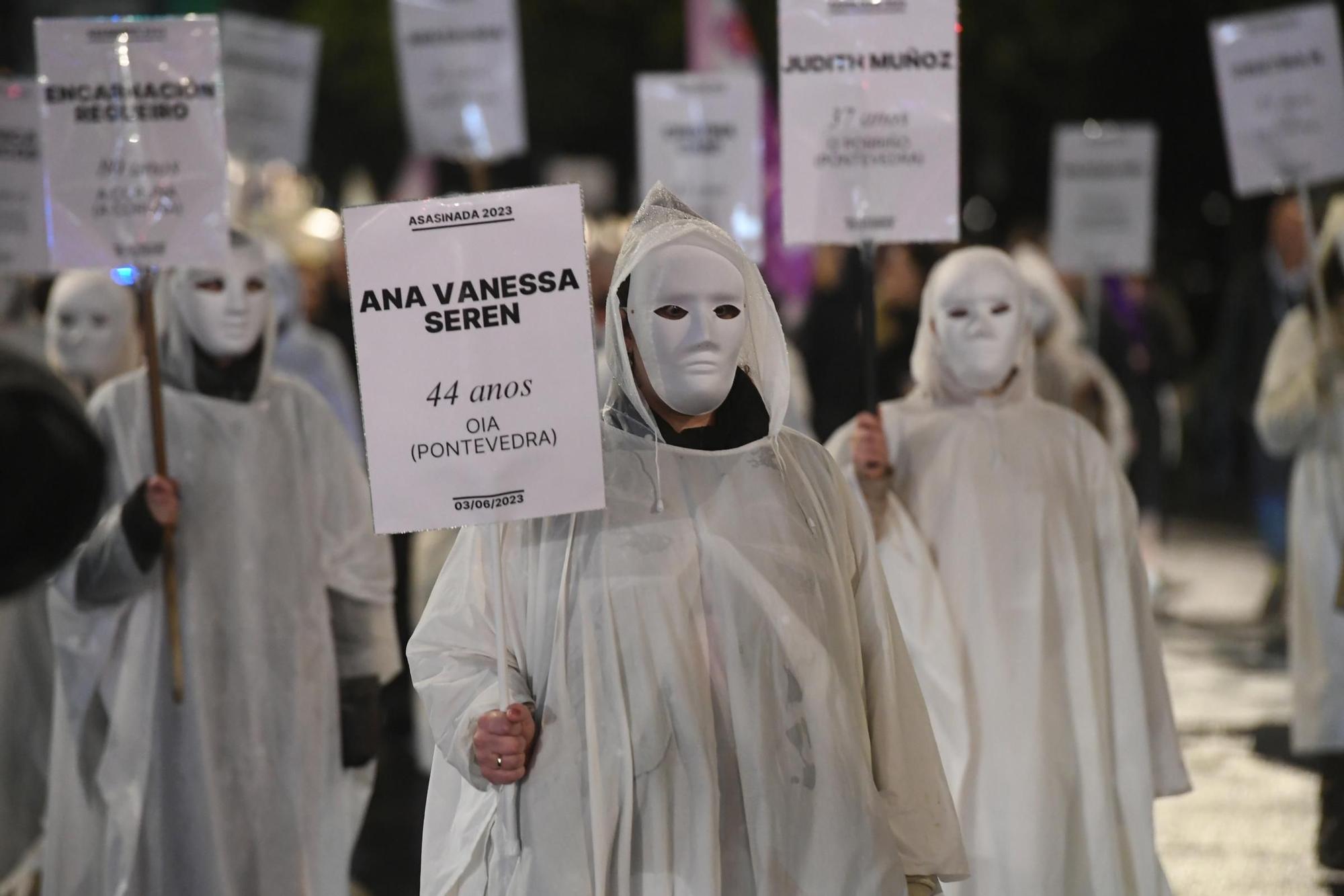 8M: unos 3.000 manifestantes marchan en A Coruña por los derechos de la mujer