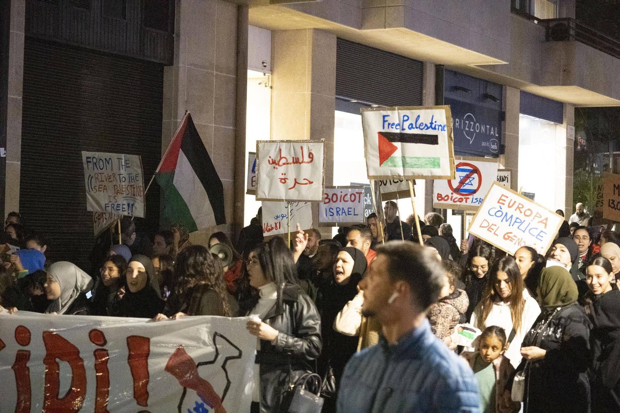 Les imatges de la manifestació a favor de Palestina a Manresa