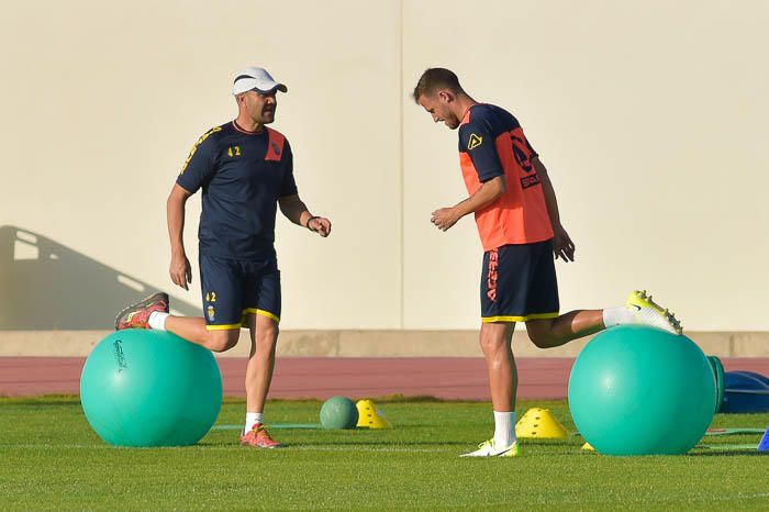 Entrenamiento de la Unión Deportiva Las Palmas ...