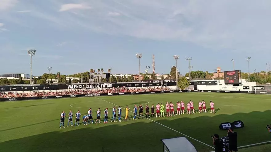 El Valencia disputa un amistoso ante el Hércules