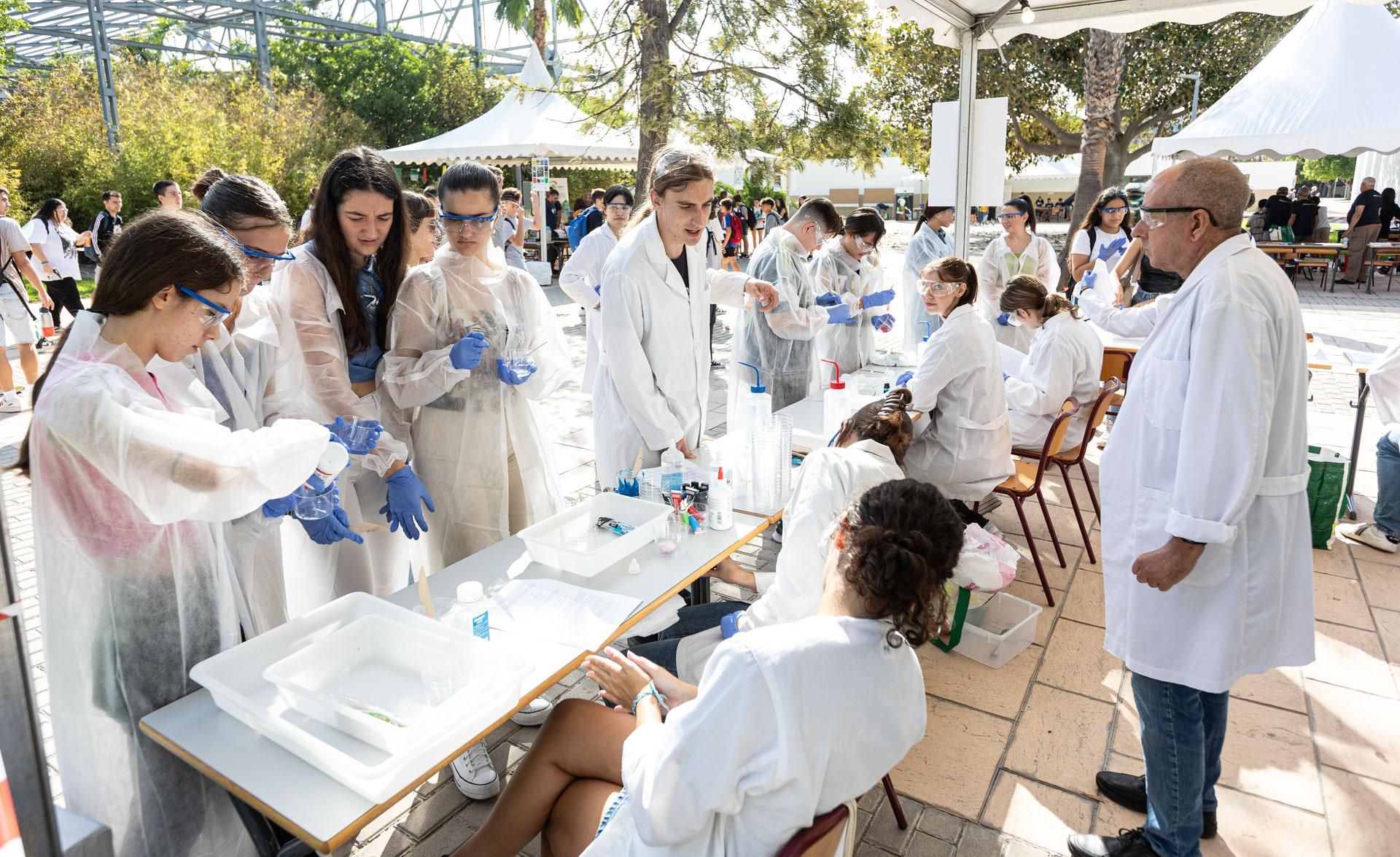 Jornada matinal de la "Noche de la Investigación Europea" en la UA