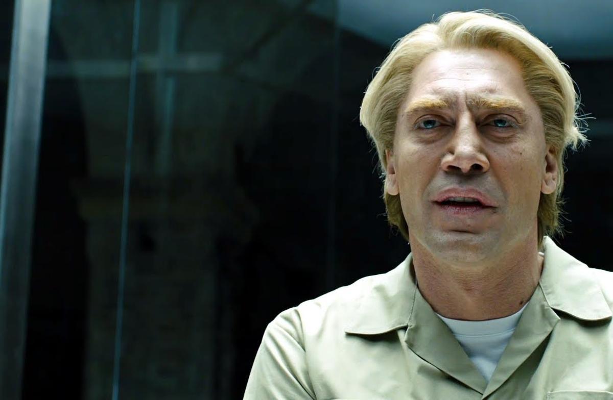 Raoul Silva (Javier Bardem), el enésimo enemigo de Bond teñido de rubio.