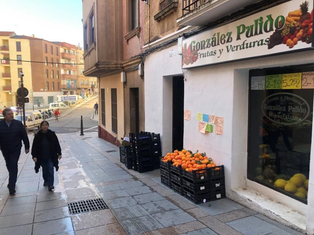 Cáceres noche: La calle Pintores