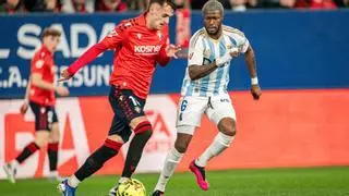 El Oviedo le hunden sus propios errores: derrota 3-2 en Pamplona