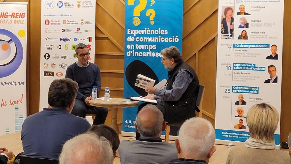 El diàleg entre els periodistes Xesco Reverter i Josep Genescà al Fòrum10