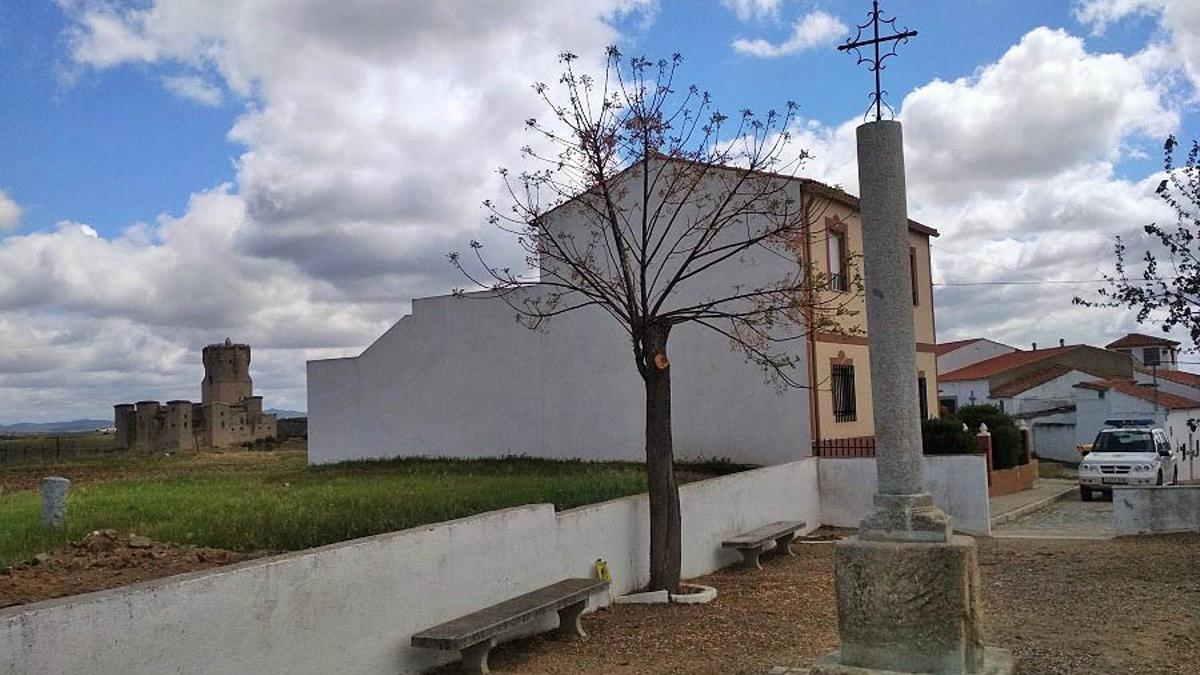 Una de las cruces de Belalcázar que forman parte del recorrido.