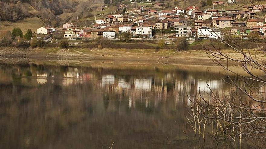 El embalse de Tanes.