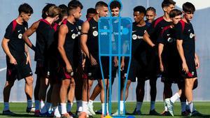 El Barcelona prepara su duelo ante el Alavés