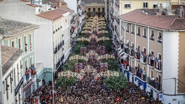 La fiesta estalla con "Idella"