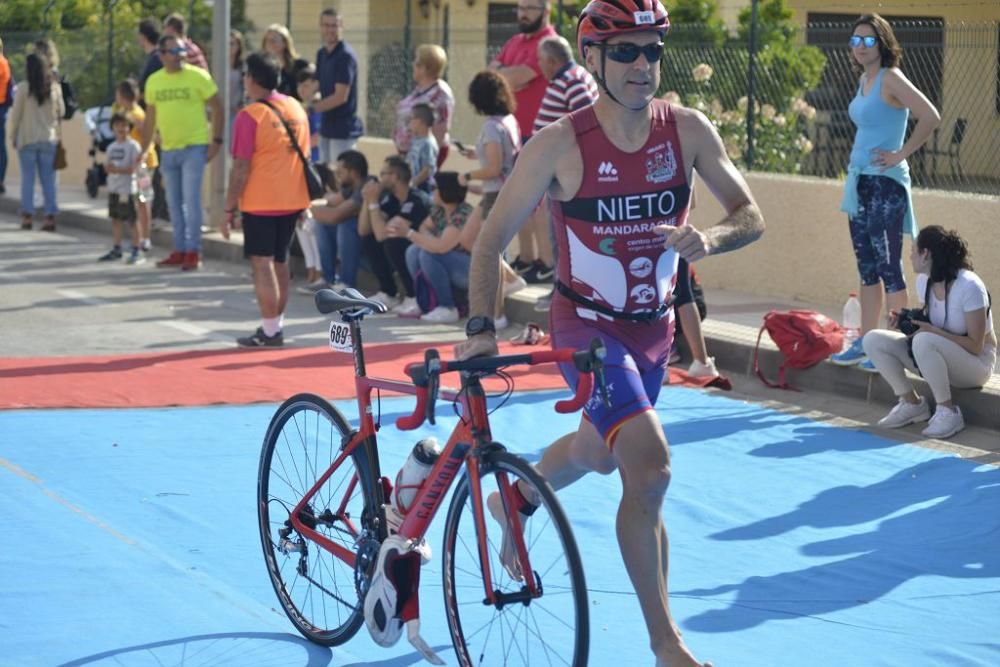 Llegada a la meta del Triatlón Villa de Fuente Álamo