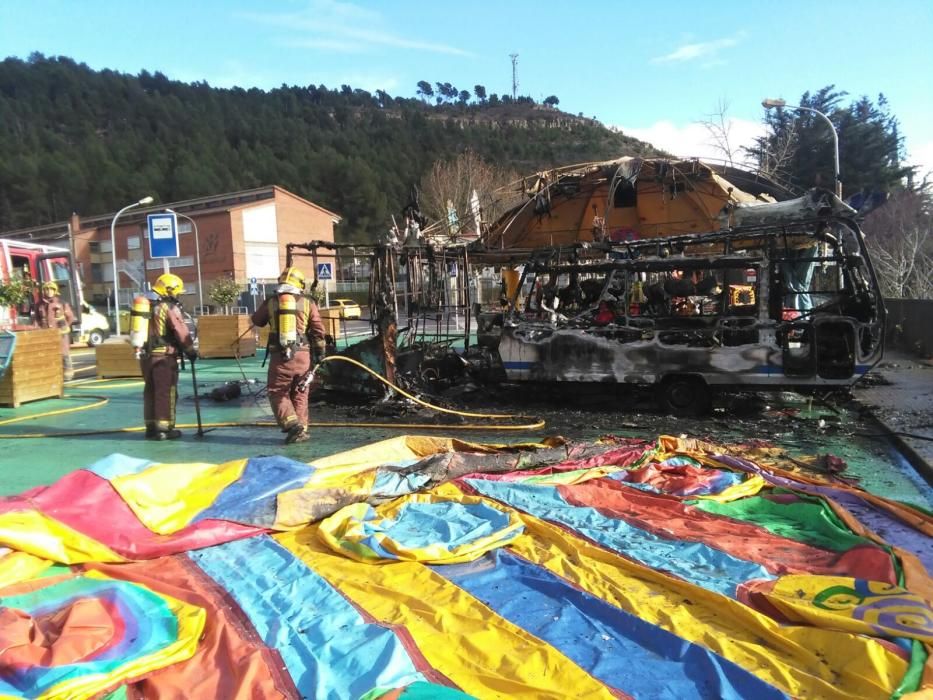 Crema mitja atracció dels cavallets a Sallent