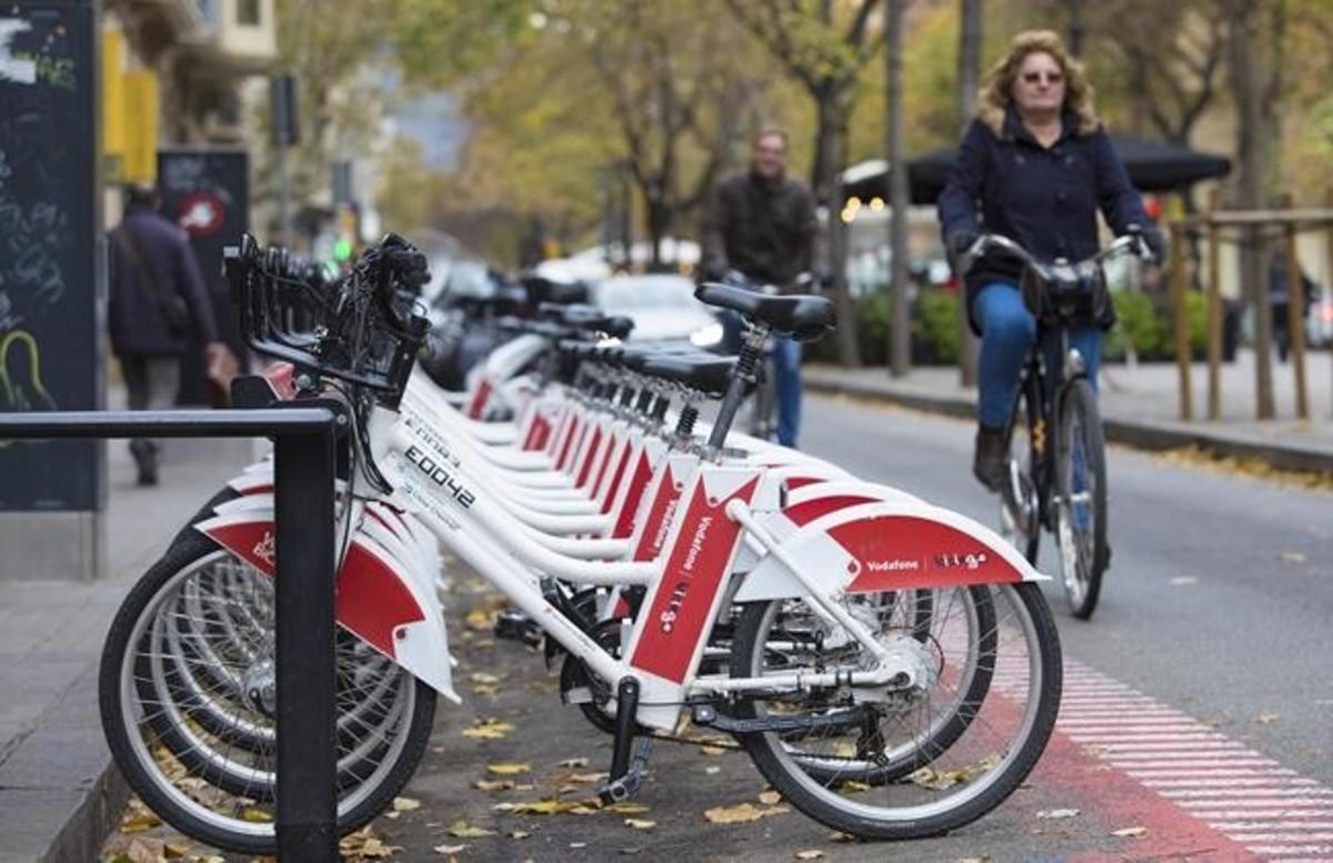 zentauroepp41149940 barcelona 01 12 2017 estaci n de bicicletas el ctricas bicin171201193113