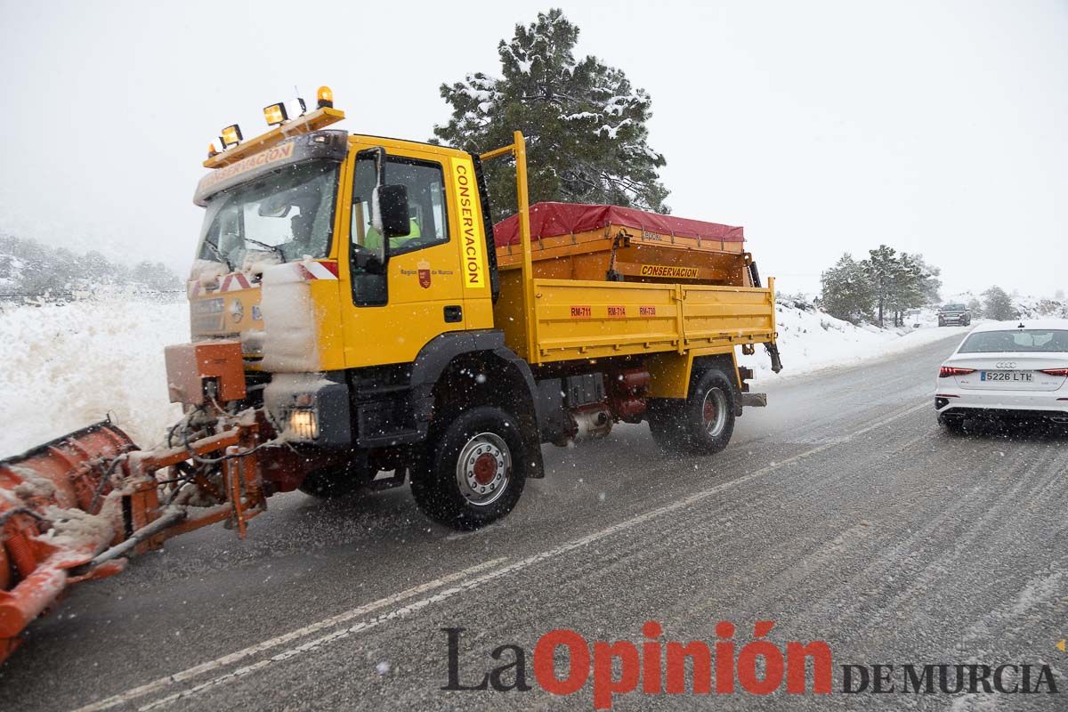 Continúa la nevada en las zonas altas de la comarca del Noroeste