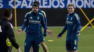 Agada... y un 9 al final del mercado del Real Zaragoza