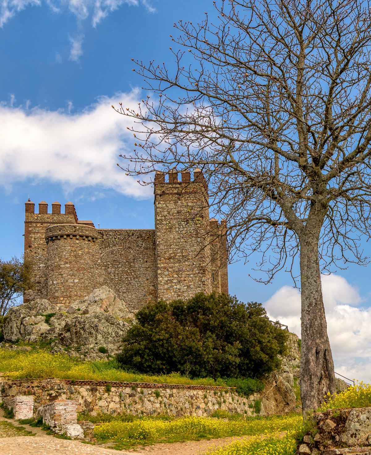 Un castillo medieval declarado Bien de Interés Cultural.