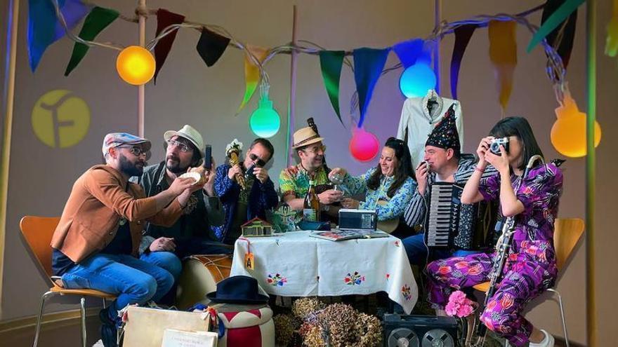 La feria "Arte na Illa" vuelve este domingo a la antigua isla de San Bartolomeu en Meira