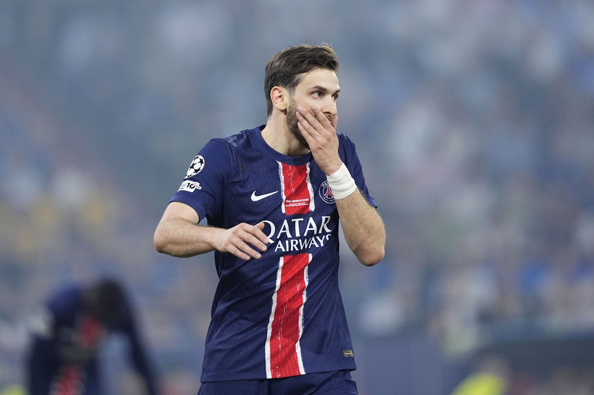 Khvicha Kvaratskhelia of Paris Saint-Germain gestures during of the UEFA Champions League Final 2025 between Paris Saint-Germain and FC Internazionale Milano at Munich Football Arena on May 31, 2025 in Munich, Germany. AFP7 31/05/2025 ONLY FOR USE IN SPAIN. Dennis Agyeman / AFP7 / Europa Press;2025;OLYMPICS;SPAIN;SPORT;ZSPORT;Paris Saint-Germain v FC Internazionale Milano - UEFA Champions League Final 2025;