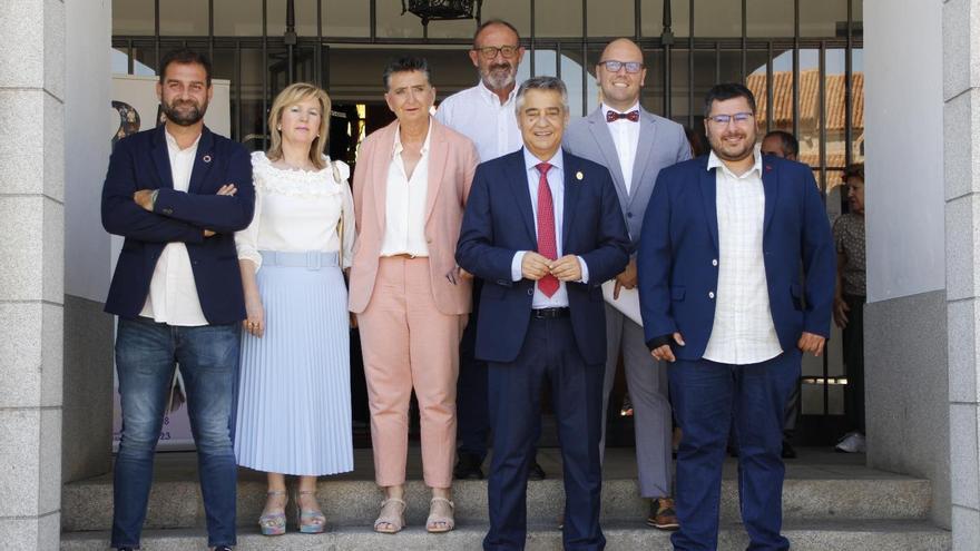Un alcalde del PSOE «para todos» en Hinojosa del Duque
