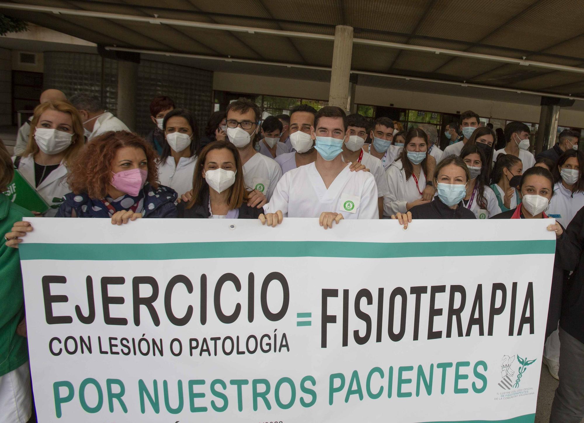 Los fisioterapeutas consideran una injerencia que los preparadores físicos traten a lesionados