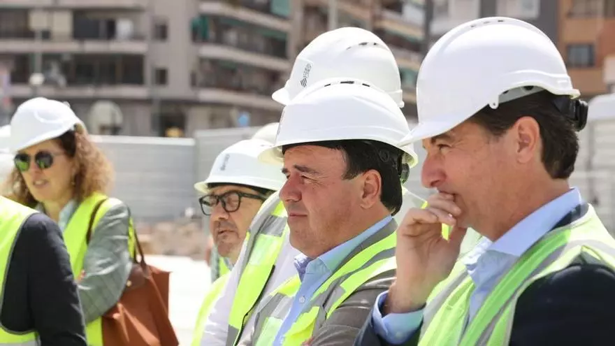 Pérez Llorca visita las obras del túnel de la Estación Central del TRAM de Alicante