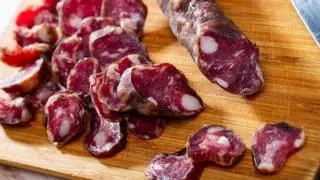 Las autoridades prohíben consumir un fuet loncheado vendido en la C. Valenciana al encontrar salmonela
