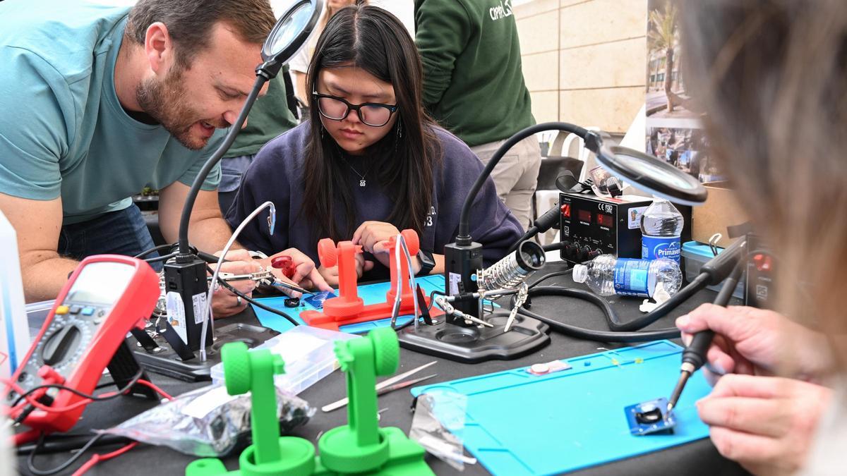 Pruebas de formación profesional de Electrónica y Tecnificació con nuevo alumnado.