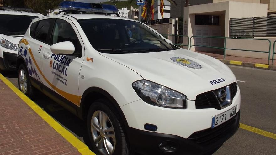 Vehículo de la policía local de Santa Eulària.