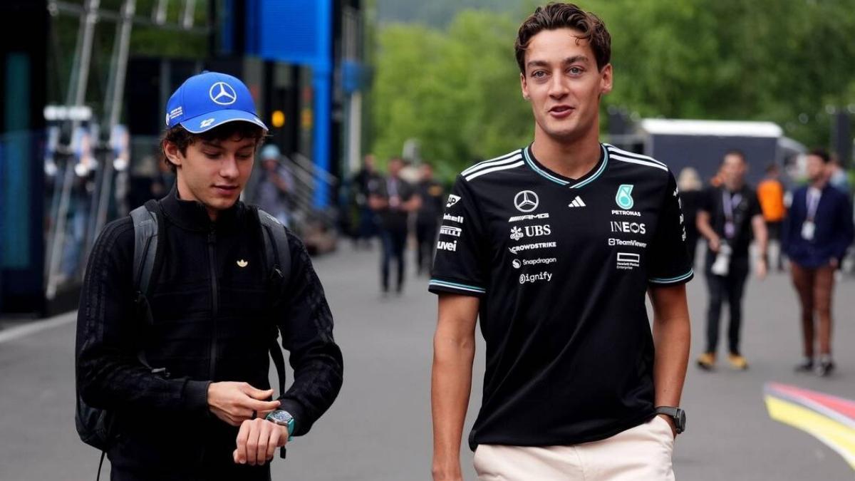 Antonelli y Russell, en el circuito de Spa