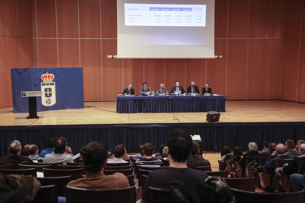 Junta de accionistas del Real Oviedo