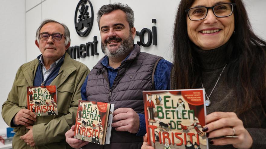 Alcoy presenta un libro navideño que cuenta la historia del Tirisiti