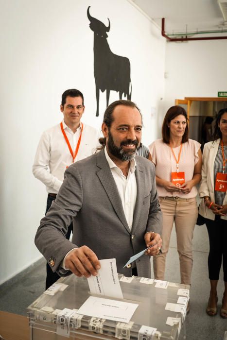 Juan Cassa (Cs) votó en Parque Clavero