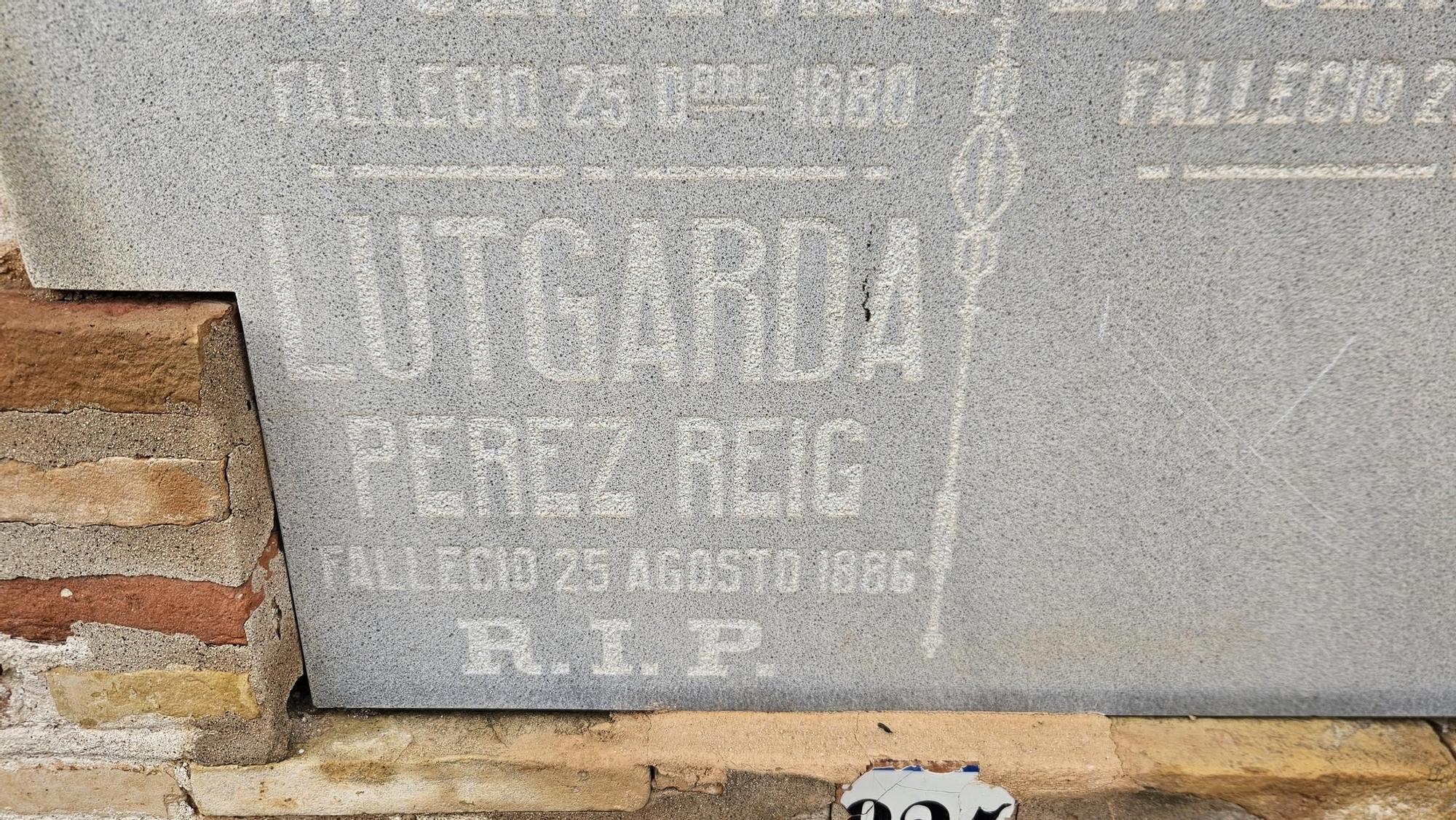 Nombres insólitos en el Cementerio General de València