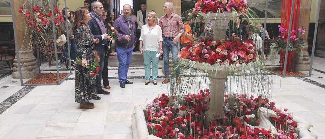 Exposición de grandes estructuras florales en el Liceo. // Iñaki Osorio