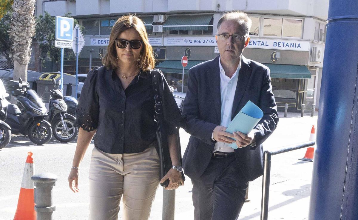 Nueva tanda de declaraciones por el escándalo de Les Naus. Concepción Morillas Barrio, jefa del servicio territorial de Vivienda. Vicente Caturla García, secretario territorial adjunto a Vivienda.