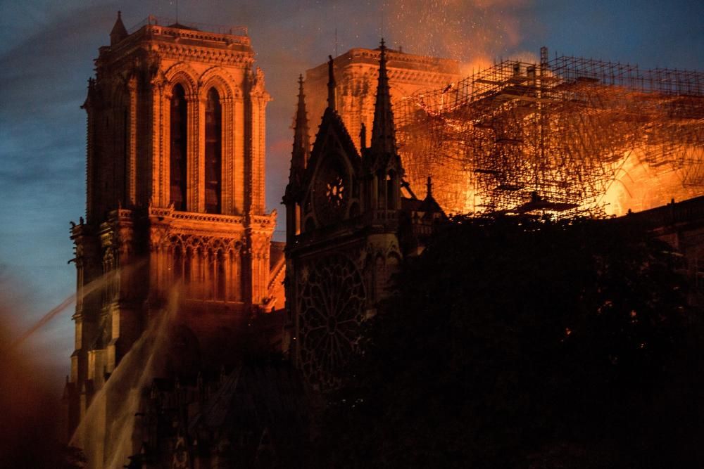 April 15, 2019 - Paris, France: The firefighters ...