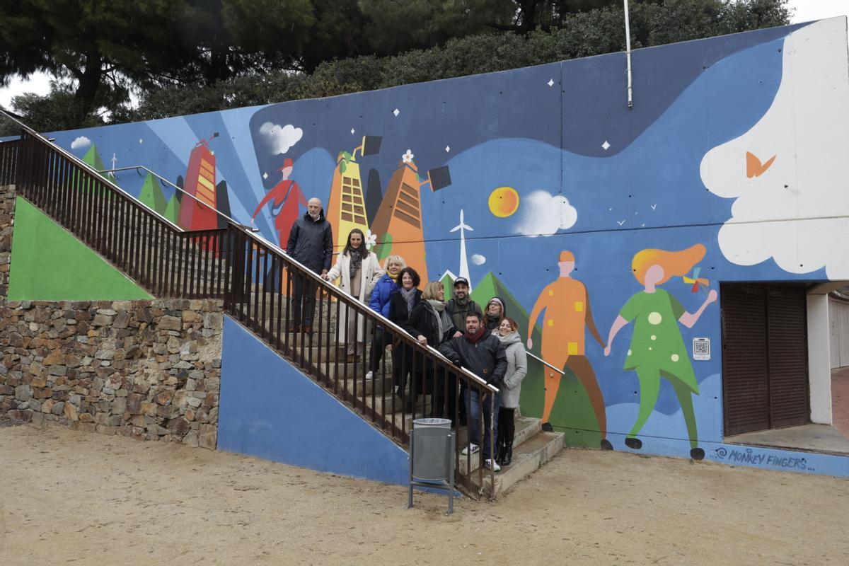 Naturgy, l’Ajuntament de l’Hospitalet i Prensa Ibérica inauguren el mural ‘El Futur de l’Energia’