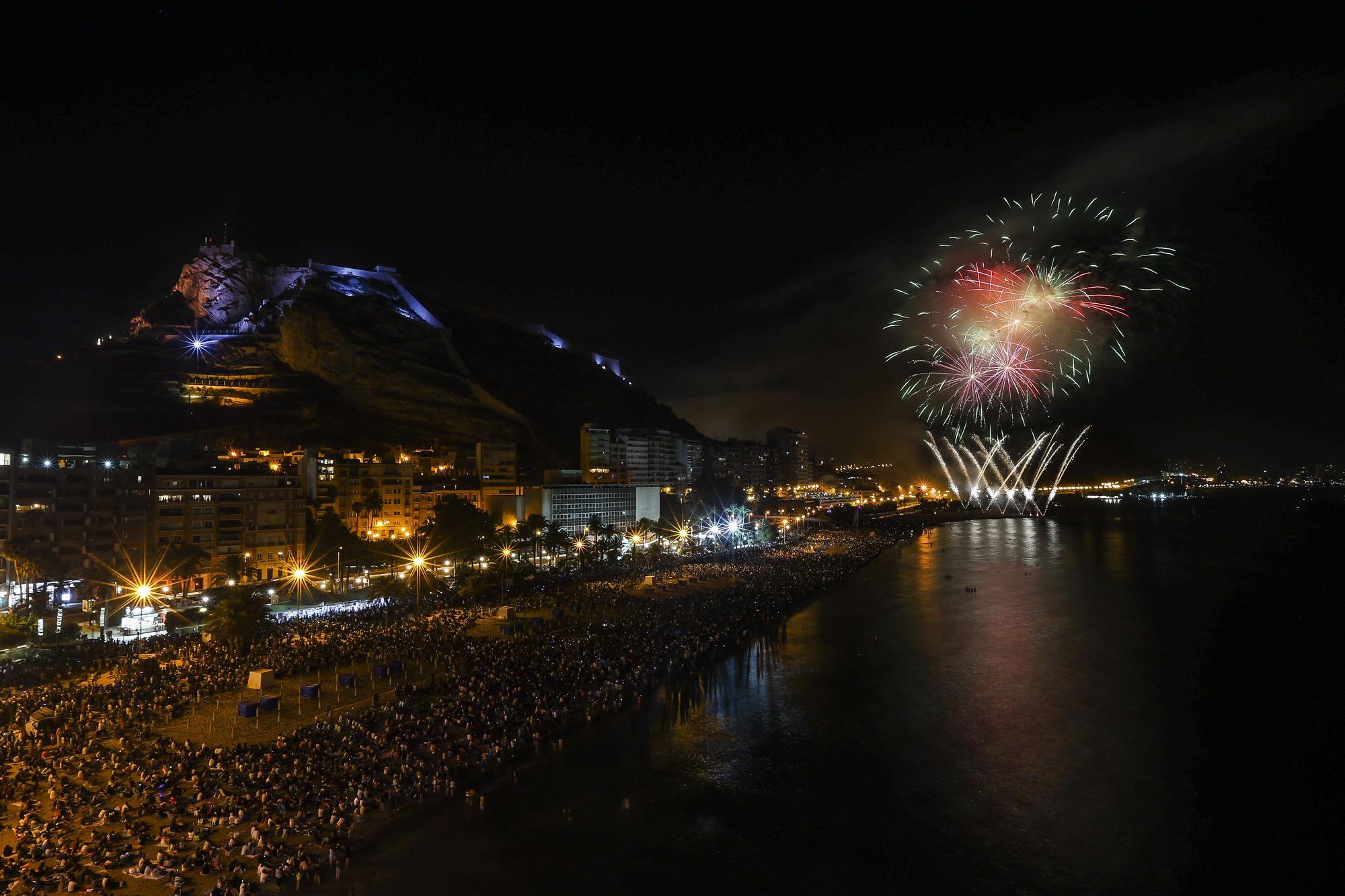 Concurso de fuegos artificiales del Cocó