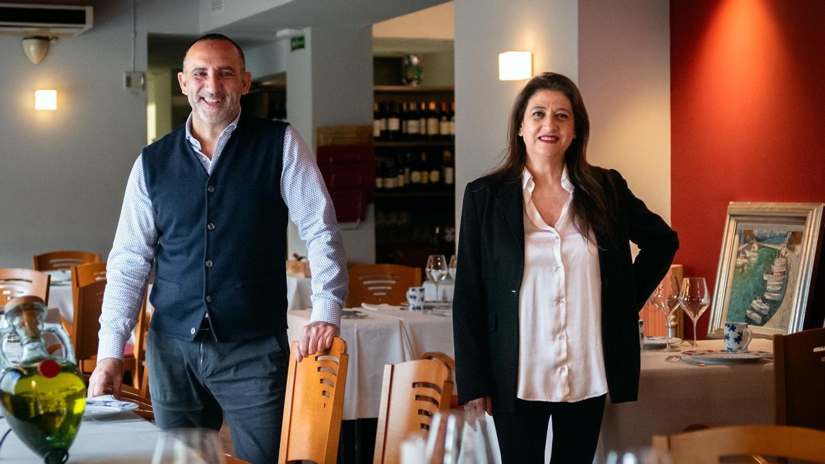 Carlos Fernández y María Plaza, propietarios del restaurante Can Fusté.