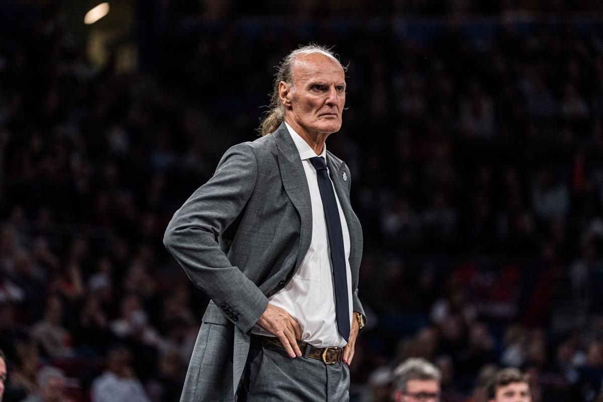 El técnico montenegrino fue despedido de la Virtus tras su derrota del jueves ante el Armani MIlan