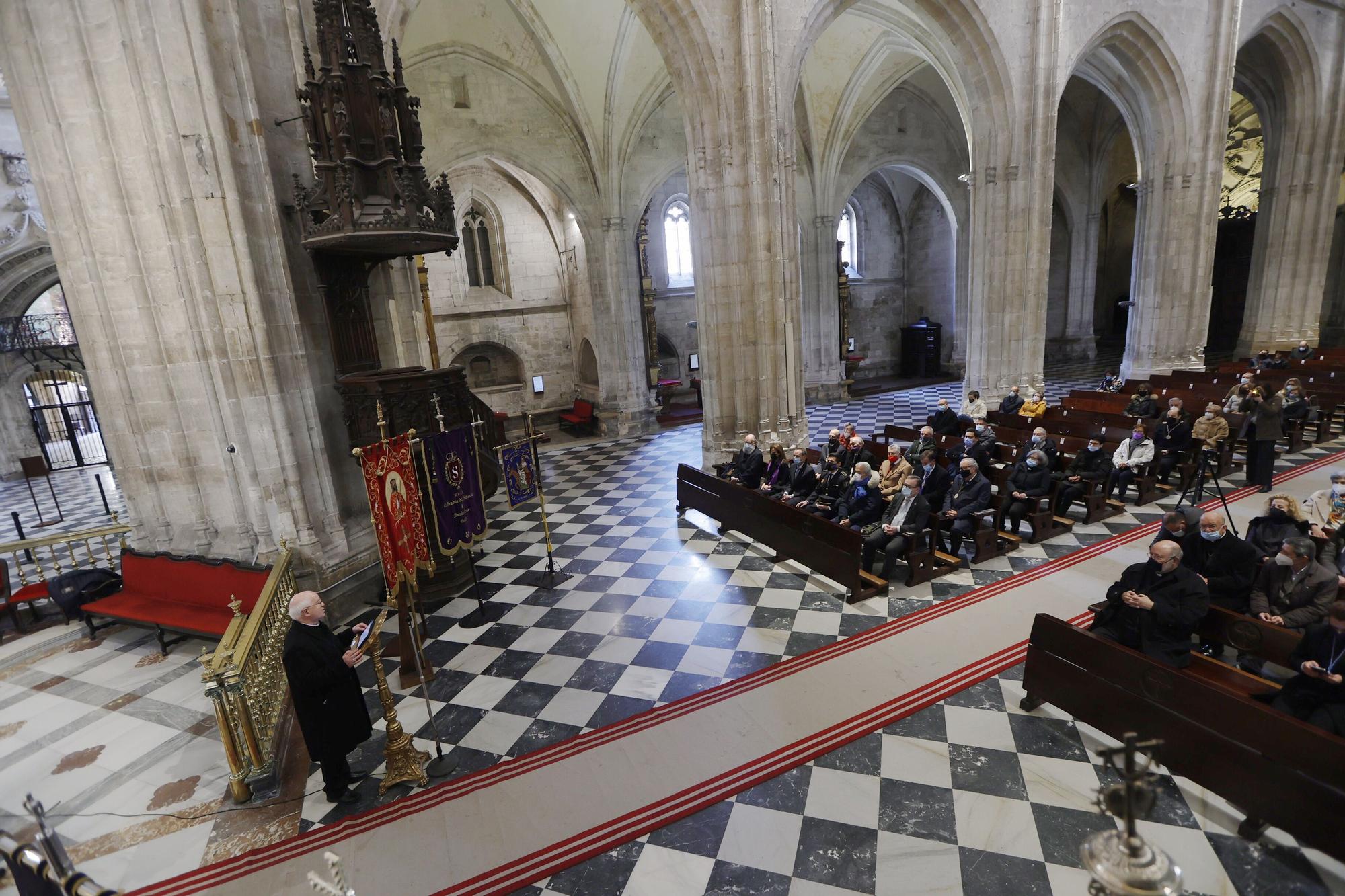 EN IMÁGENES: Así fue el pregón de la Semana Santa en Oviedo