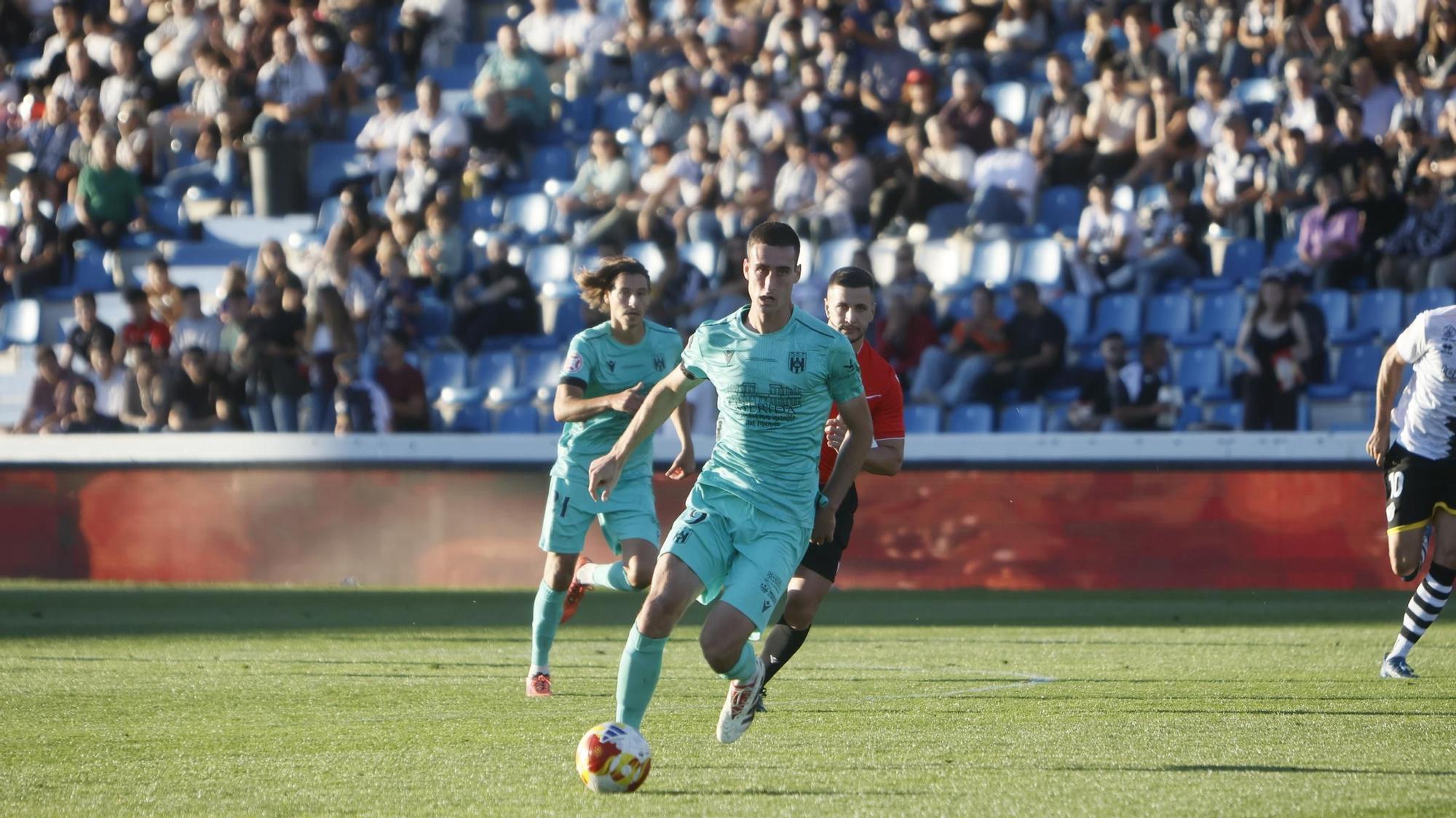 FOTOGALERÍA: Las imágenes de la derrota del Mérida en Salamanca (2-0)