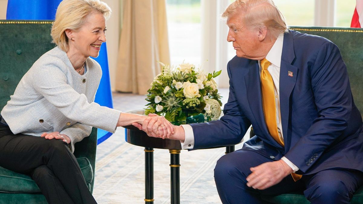 Ursula von der Leyen y Donald Trump.