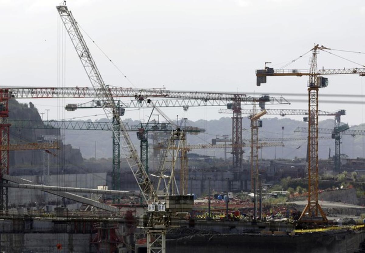 Grues a les obres del canal de Panamà, la setmana passada.